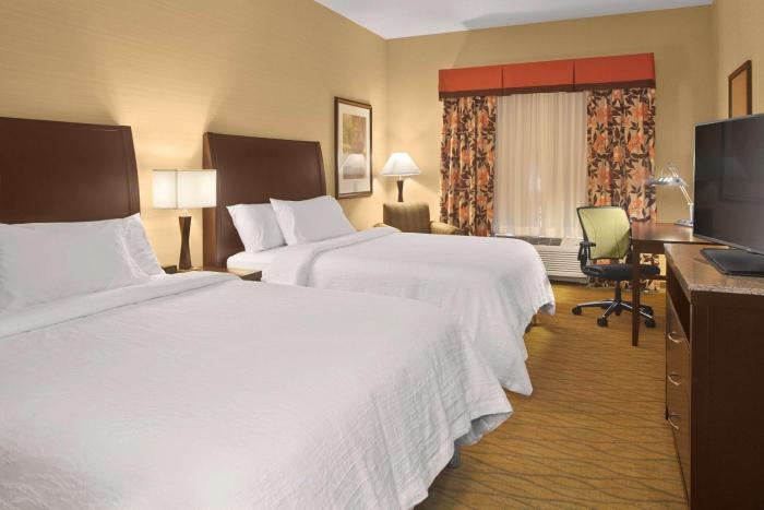 hilton garden inn akron