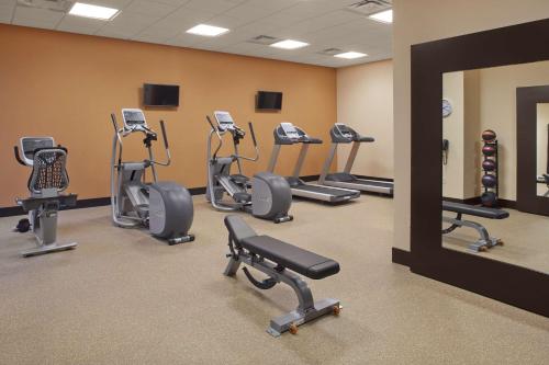 hilton garden inn akron
