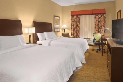 hilton garden inn akron