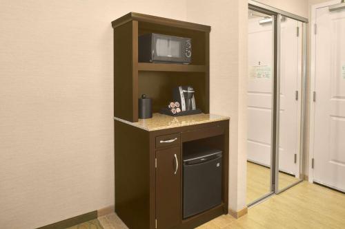 hilton garden inn akron