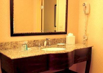 hampton inn saskatoon south