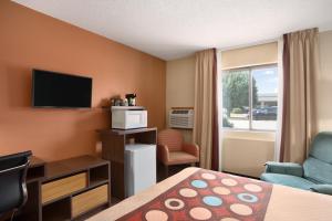 super 8 by wyndham carbondale