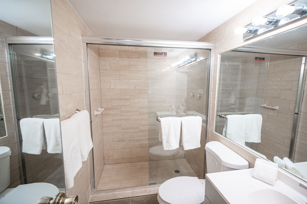 stay together on the strip 3 bed condo