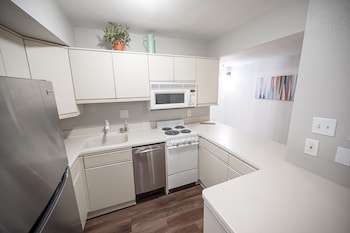 stay together on the strip 3 bed condo