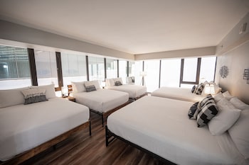 stay together on the strip 3 bed condo