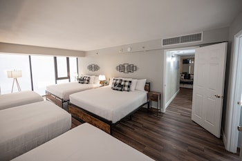 stay together on the strip 3 bed condo