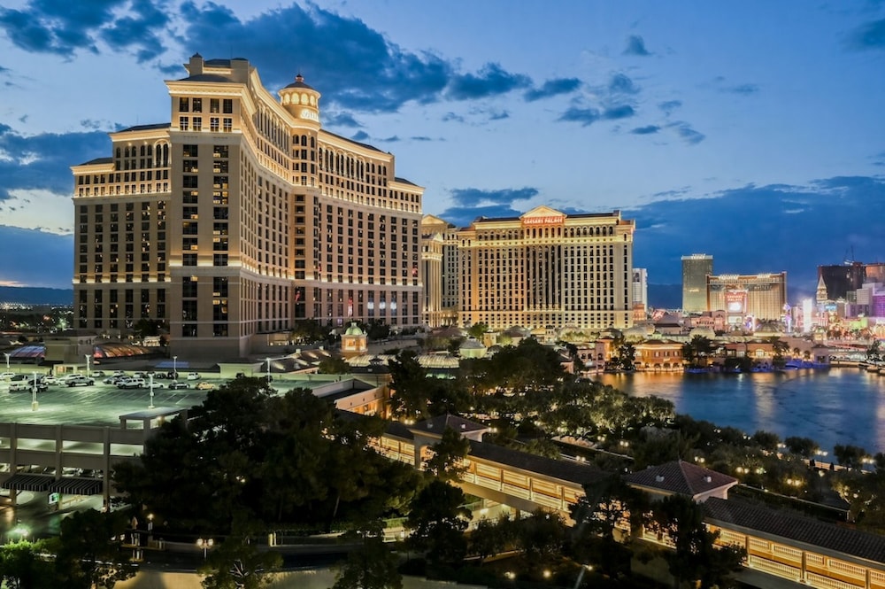 stay together on the strip 3 bed condo