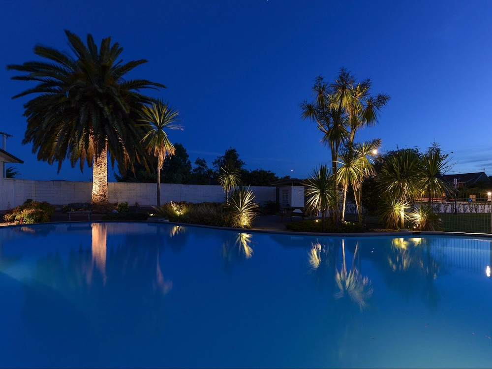 Cleveland Thermal Motel,Ngongotaha>>Koutu,3 star