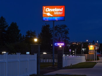 cleveland thermal motel