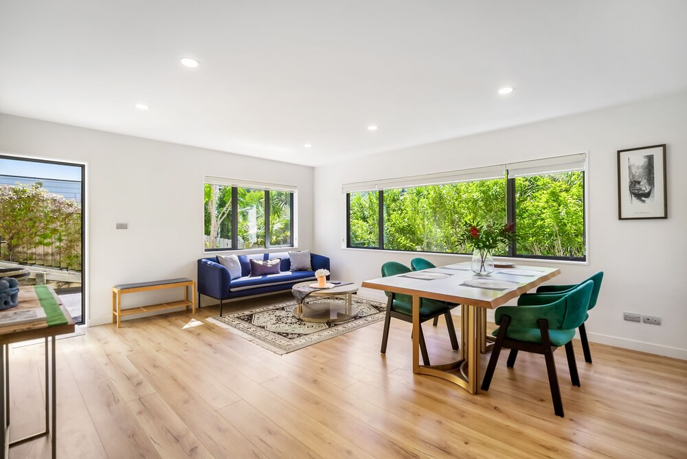 the perfect spacious 2br getaway netflix