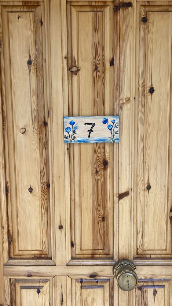 mantoudi limni agia anna