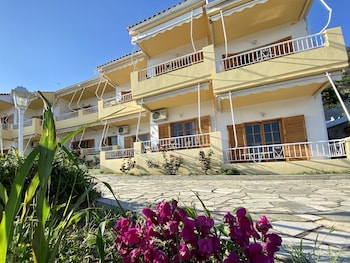 mantoudi limni agia anna