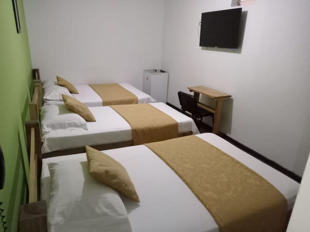 hotel canaveral plaza