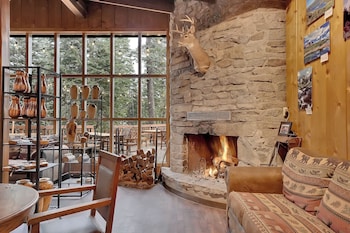 kit carson lodge