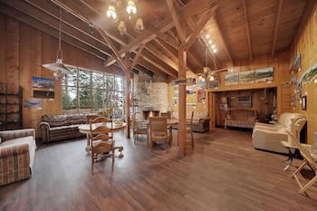 kit carson lodge