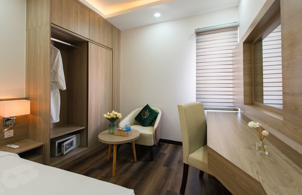 holi anna boutique hotel