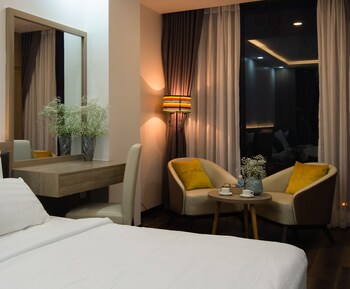 holi anna boutique hotel