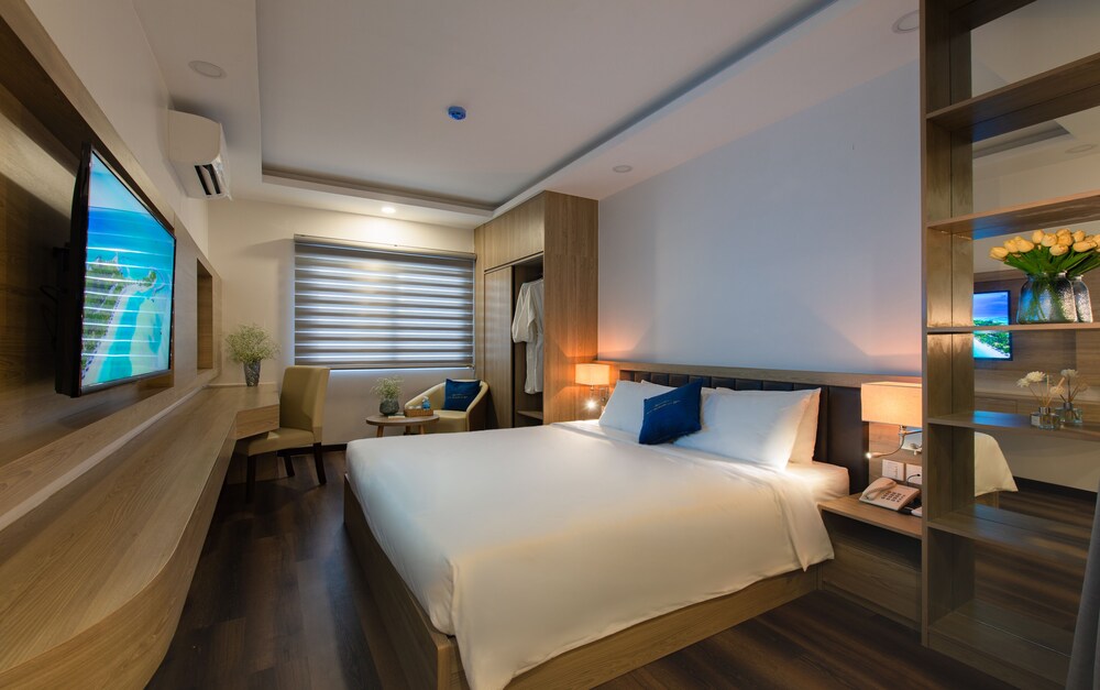 holi anna boutique hotel