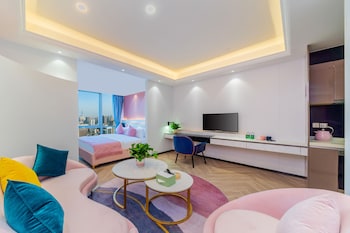 cloudy international apartment