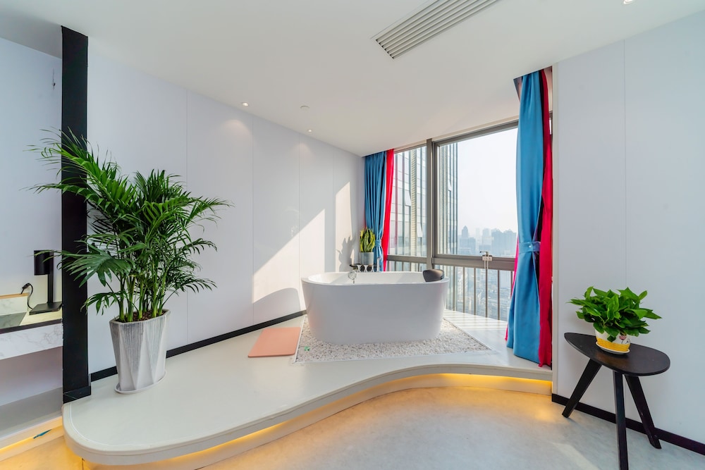 cloudy international apartment