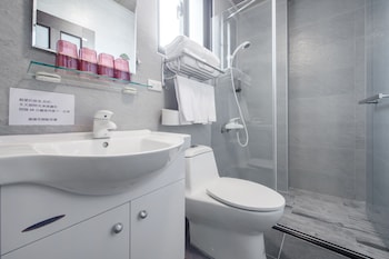 dragonfly travel photography