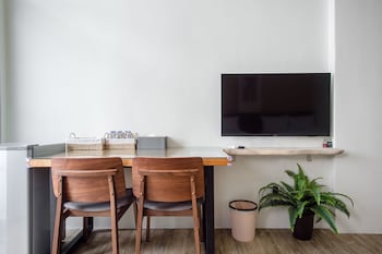 dragonfly travel photography