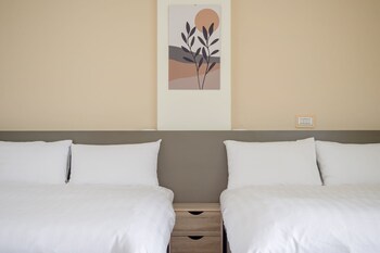 dragonfly travel photography