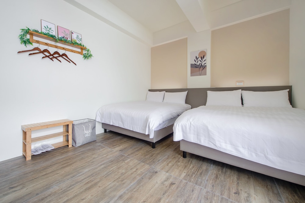 dragonfly travel photography