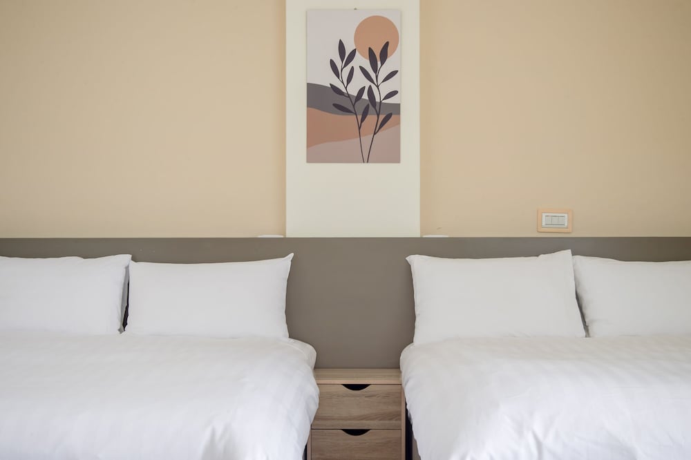 dragonfly travel photography