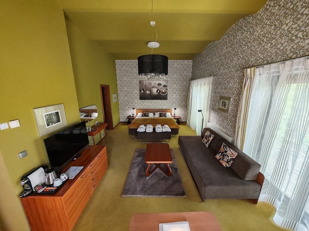 hotel rajska zahrada