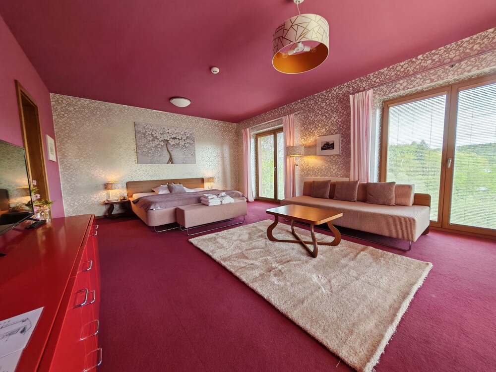 hotel rajska zahrada