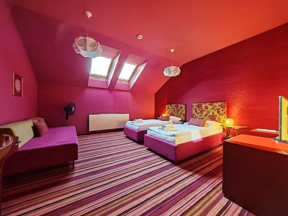 hotel rajska zahrada