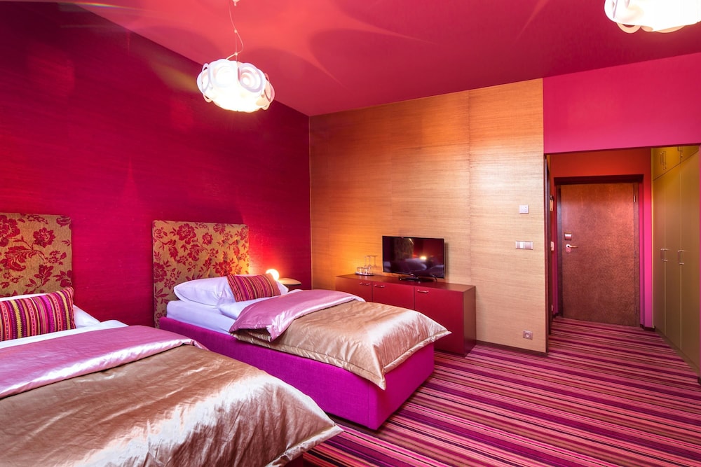 hotel rajska zahrada