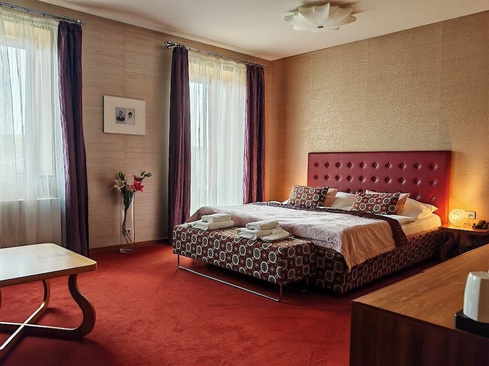 hotel rajska zahrada