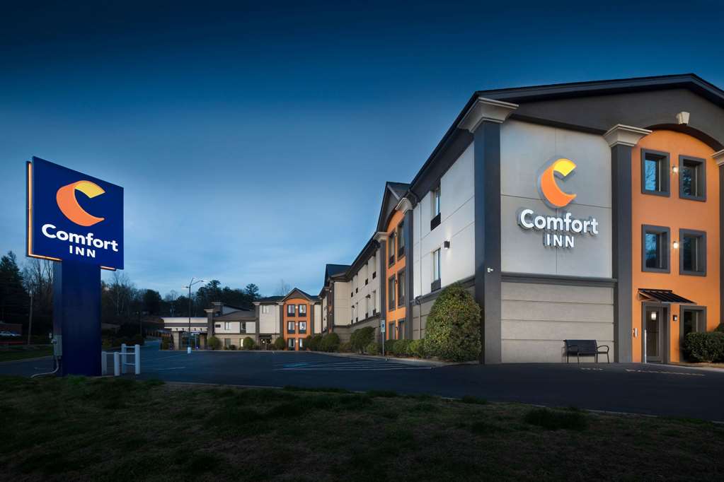 comfort inn asheville east blue ridge pkwy access