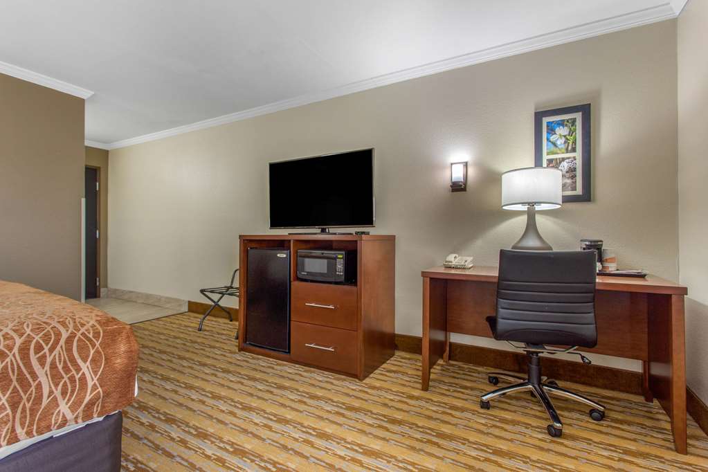 comfort inn asheville east blue ridge pkwy access