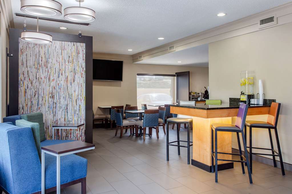 comfort inn asheville east blue ridge pkwy access