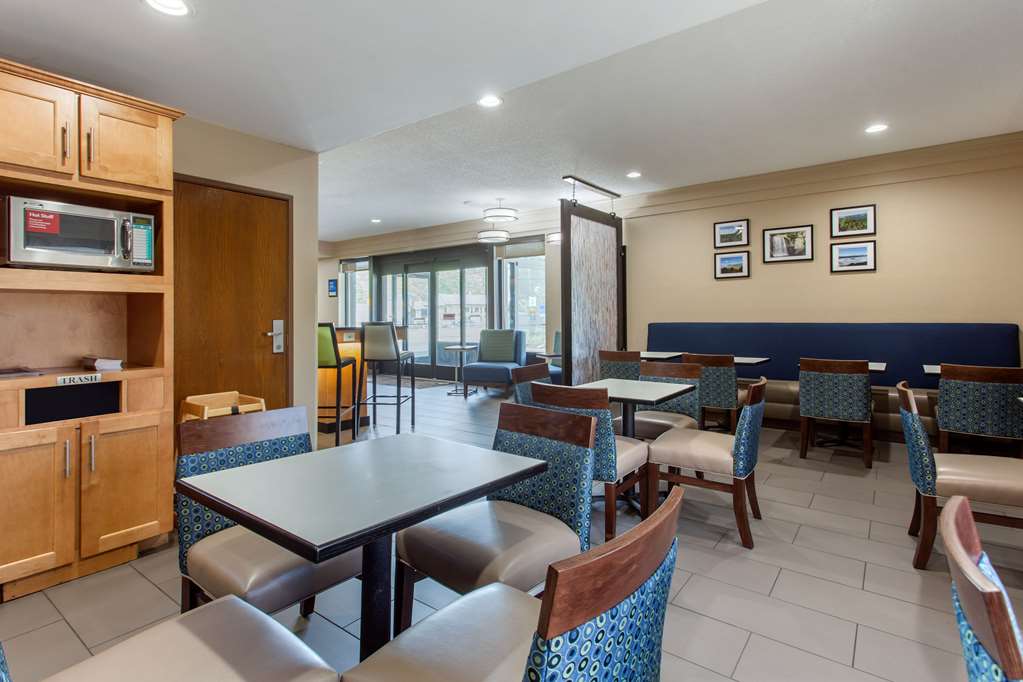 comfort inn asheville east blue ridge pkwy access