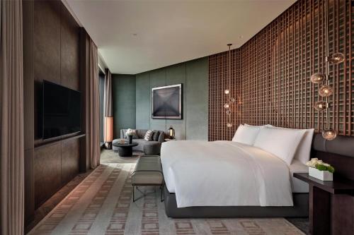 conrad shenzhen