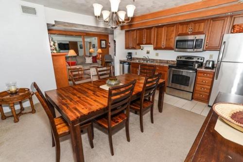 Seven Springs Stoneridge 3 Bedroom Standard Condo, Mountain Views! 3 Condo By Redawning,United States Of America>>Champion,3 star
