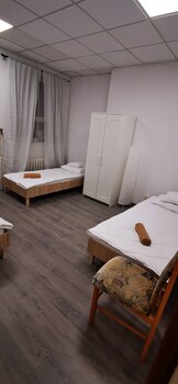 hostel warszawa powstaniec
