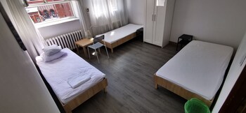 hostel warszawa powstaniec