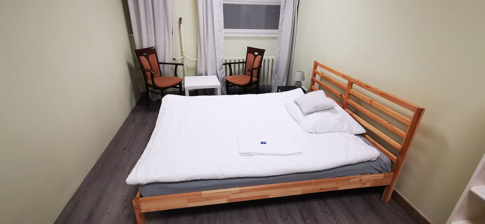 hostel warszawa powstaniec