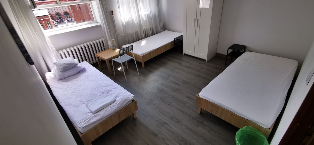 hostel warszawa powstaniec