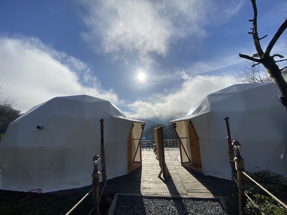 limkhona dome chalet