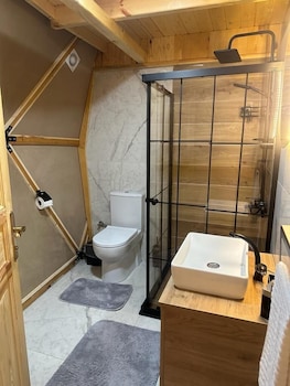 limkhona dome chalet