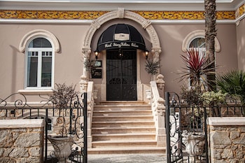 storytellers palace