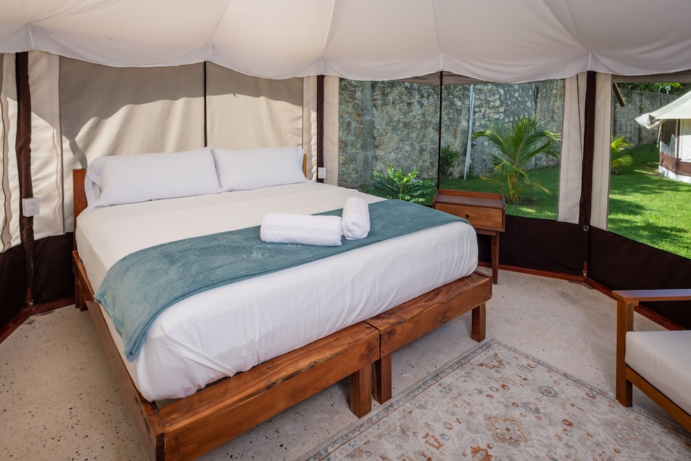 xakluum eco glampings