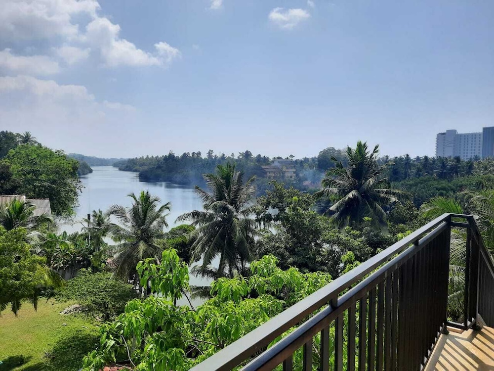 focus hub weligama
