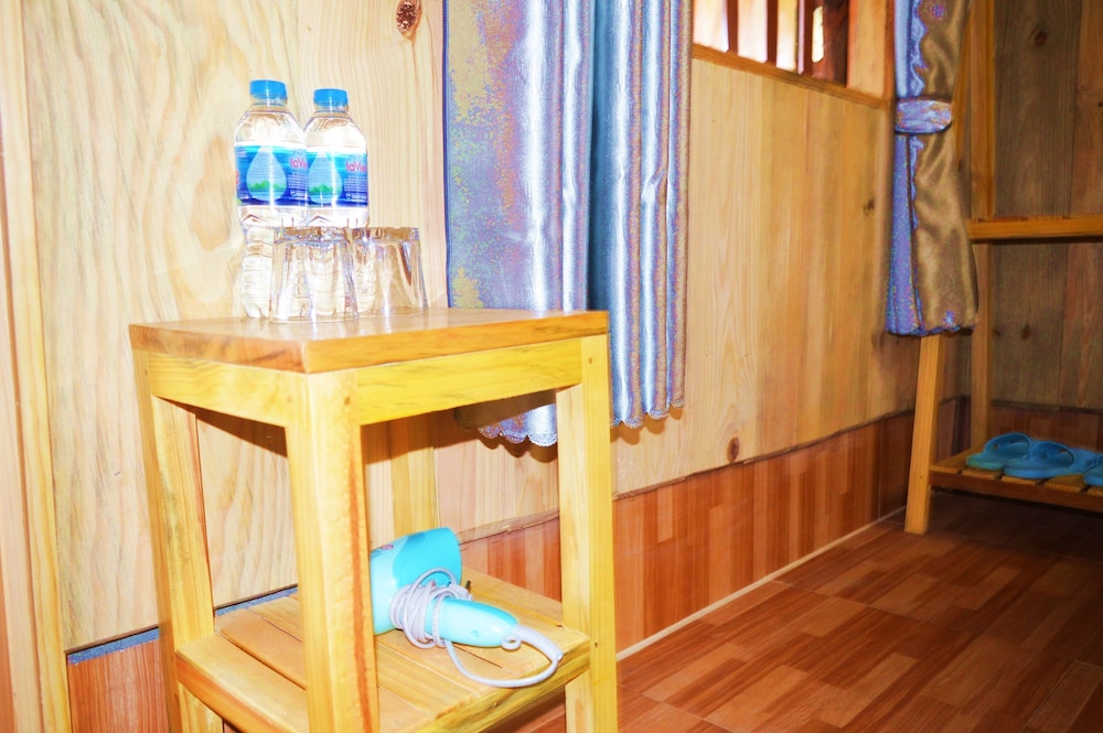 hmongs life homestay and trekking